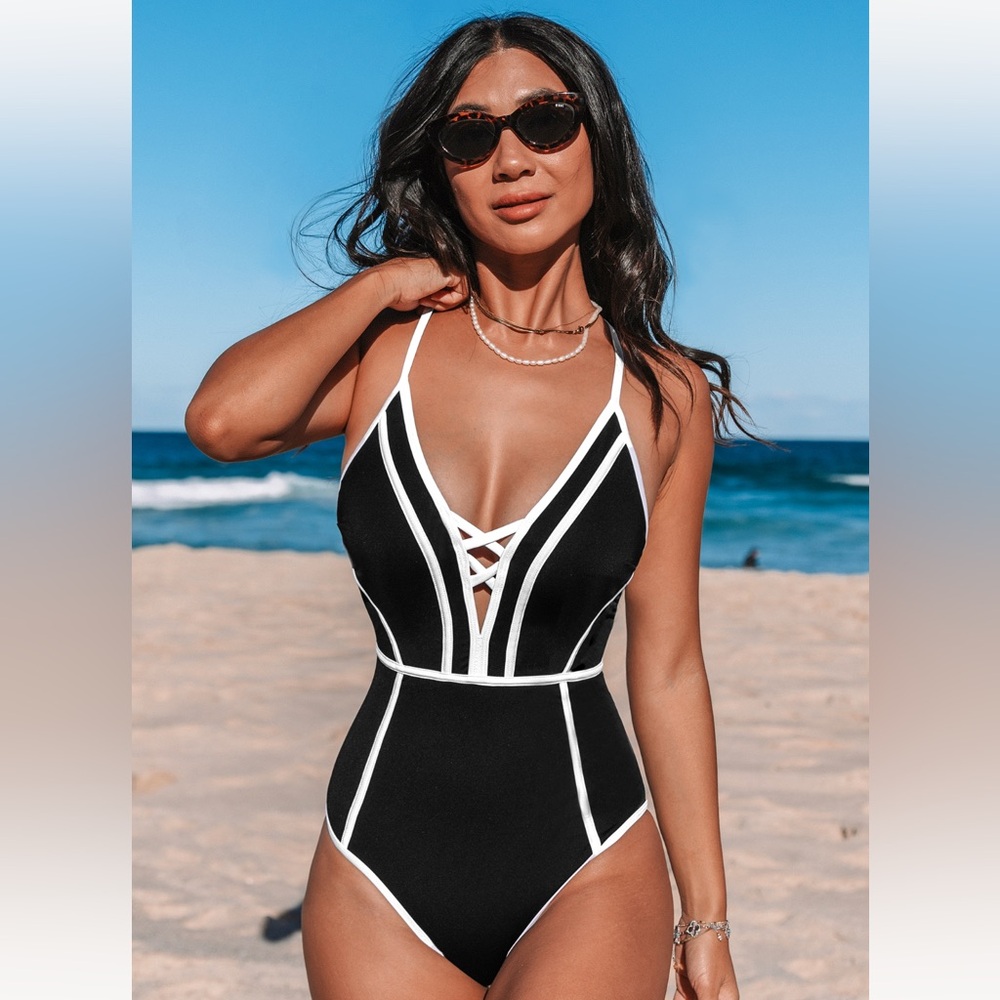 Cupshe Black & White One Piece Bathing Suit